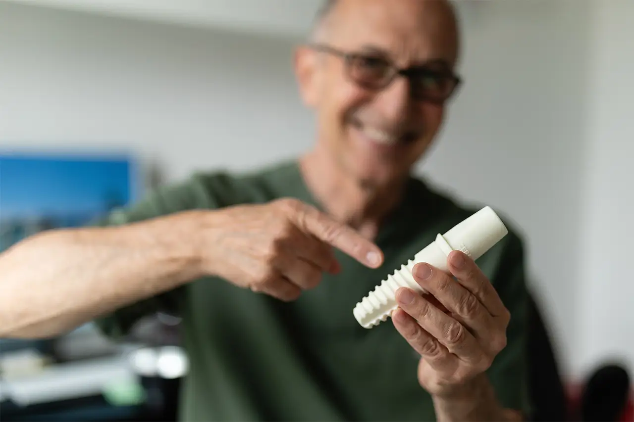 Keramikimplantat, Zirkonimplantat